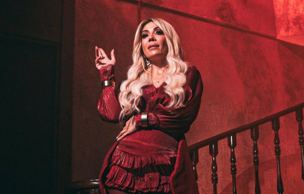 Zümra’nın yeni şarkısı Türk olduğu için Arap ülkelerinde savaş yüzünden yasaklandı